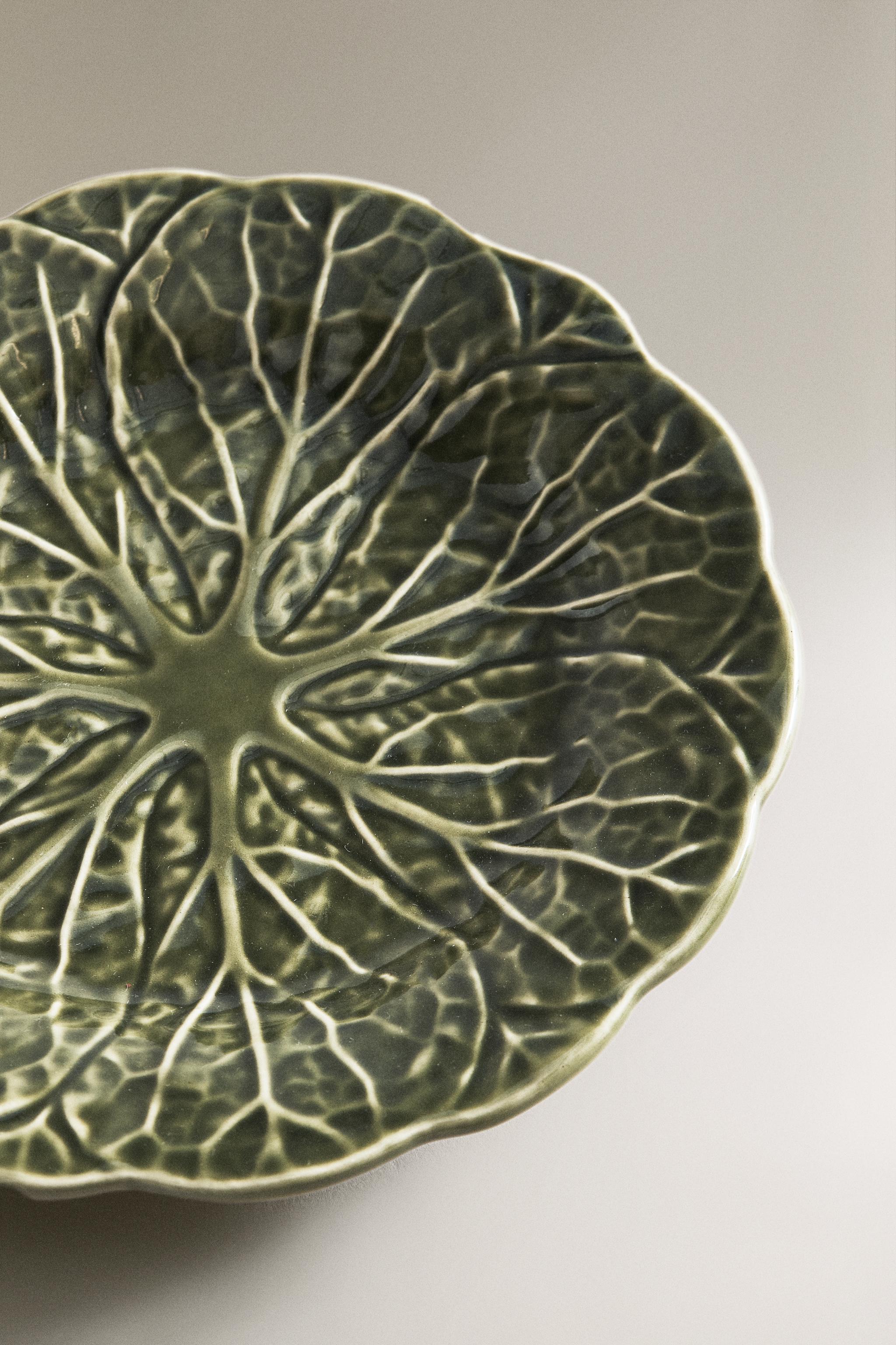 STONEWARE CABBAGE DESSERT PLATE